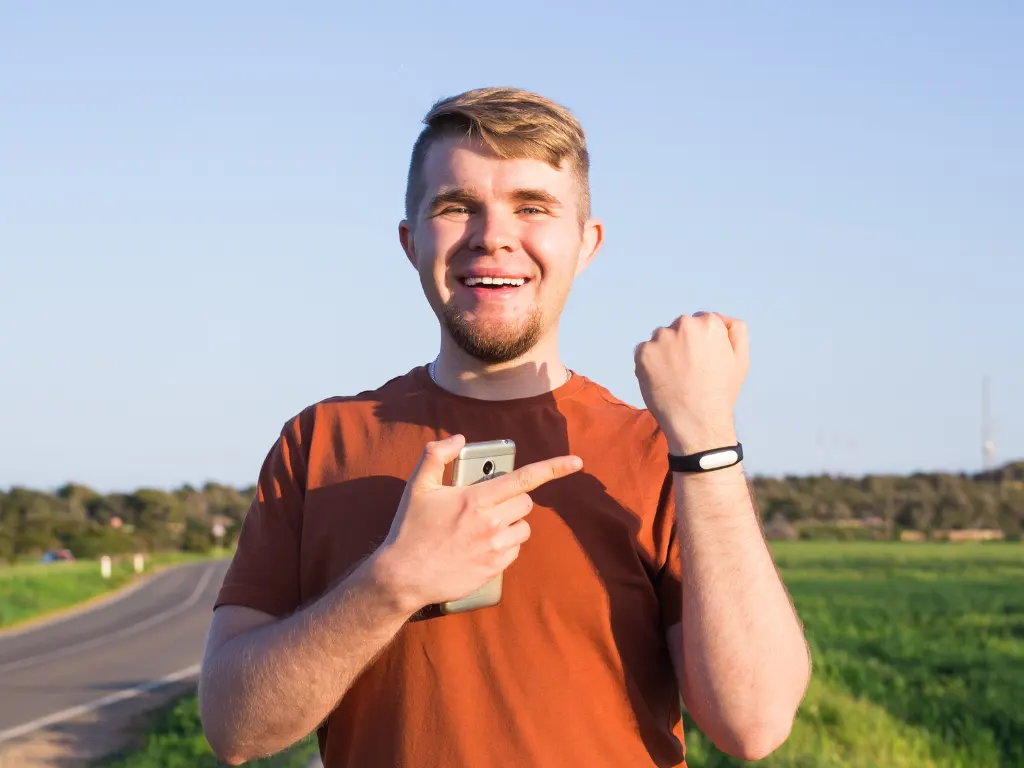 How To Protect Fitbit Charge 5 Band Breaking